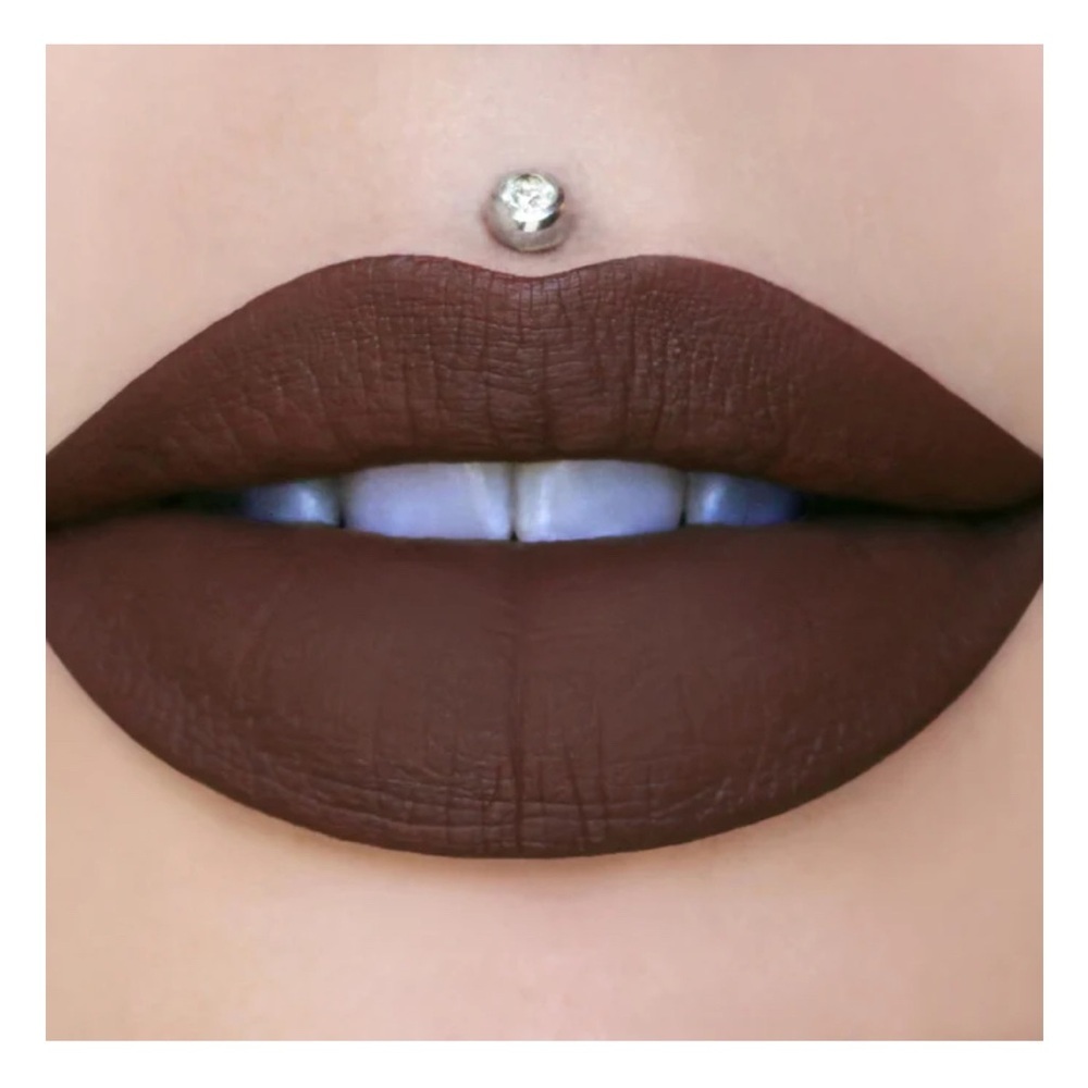 Jeffree Star ⭐️ Velour Liquid Lipstick in Dominatrix